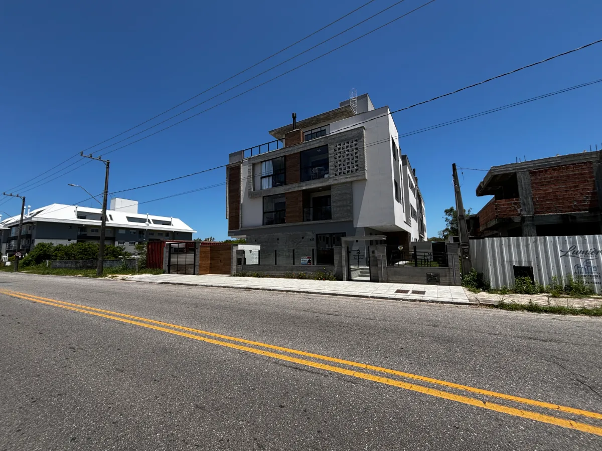 Apartamento para venda em Ingleses do Rio Vermelho com 2 quartos, sendo 1 suíte, 64m²