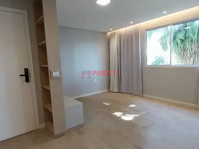 Apartamento 2 quartos e 1 banheiro, à venda, no bairro Alves Dias em São Bernardo do Campo