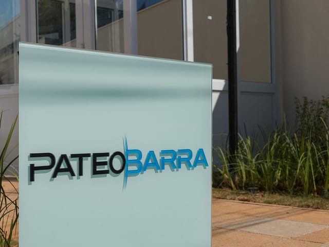 Foto do Apartamento - APARTAMENTO À VENDA, COM 117M² DUAS SUÍTES COM 2 VAGAS E ARMÁRIO PLANEJADO EM TODOS OS AMBIENTES  - PATEO BARRA | Lares e Andares Imóveis