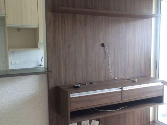 Apartamento com 87m² 2 quartos e 1 banheiro, para alugar, no bairro Aurora em Londrina