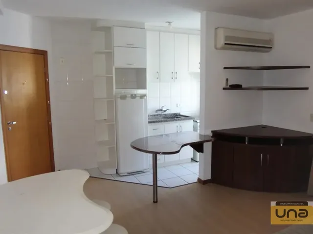 Apartamento 1 quarto e 1 banheiro, para alugar, no bairro BIGORRILHO em Curitiba