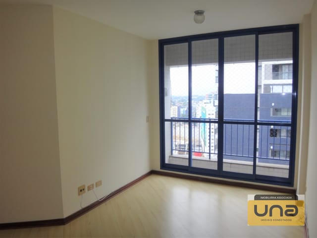 Apartamento 3 quartos e 2 banheiros, para alugar, no bairro BIGORRILHO em Curitiba
