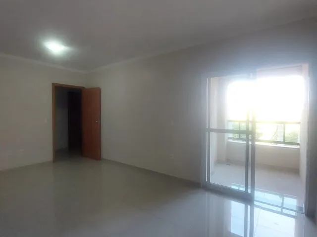 Foto do Apartamento - Aluga-se apartamento na zona sul, próximo do Iguatemi, 3 dormitórios, 2 banheiros, vaga coberta, elevador. | IMOBILIARIA FIGUEIREDO