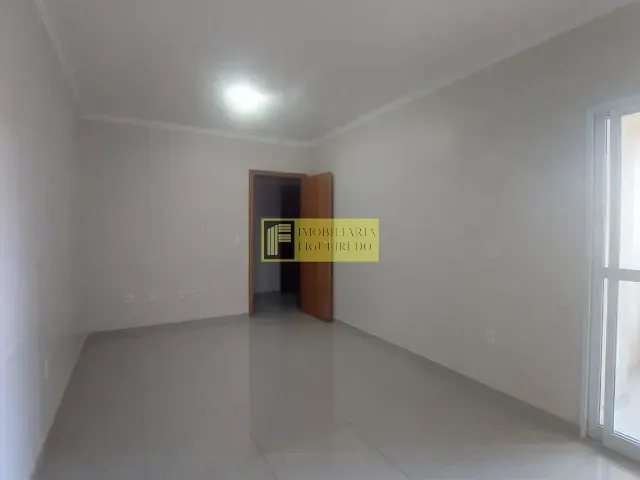 Apartamento 3 quartos e 2 banheiros, para alugar, no bairro Tarraf II em São José do Rio Preto