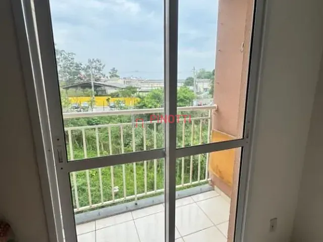 Apartamento 2 quartos e 1 banheiro, à venda, no bairro Jardim do Estádio em Santo André