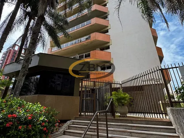 Apartamento com 565m² 4 quartos e 5 banheiros, à venda ou para alugar, no bairro Centro em Londrina