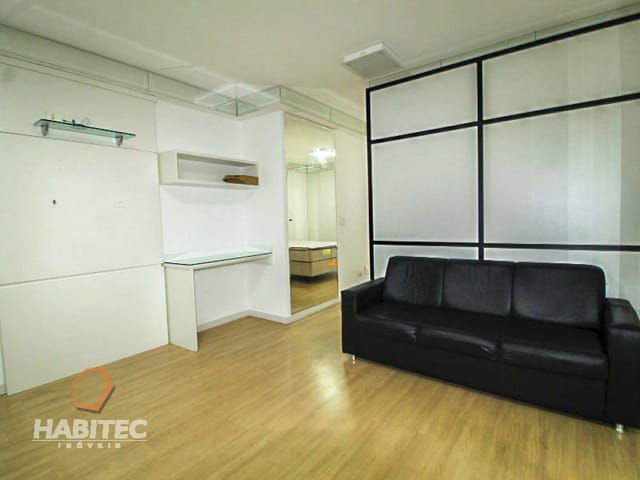 Apartamento 1 quarto e 1 banheiro, para alugar, no bairro São Francisco em Curitiba