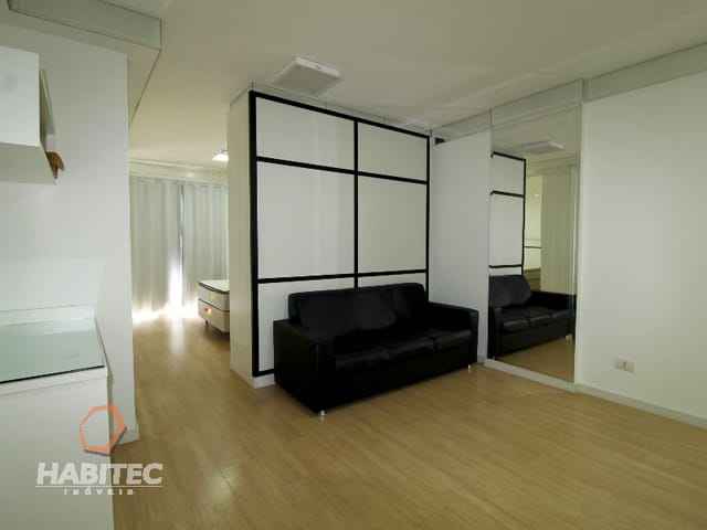 Apartamento 1 quarto e 1 banheiro, para alugar, no bairro São Francisco em Curitiba