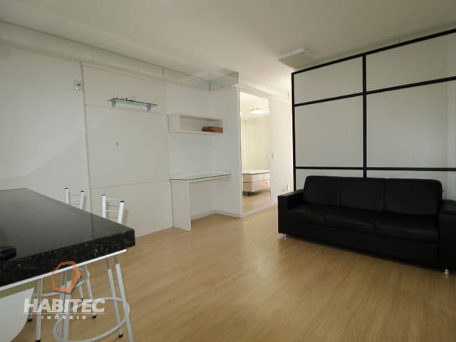 Apartamento 1 quarto e 1 banheiro, para alugar, no bairro São Francisco em Curitiba