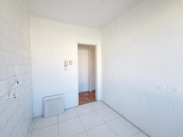 Apartamento com 57m² 2 quartos e 1 banheiro, à venda, no bairro Fragata em Pelotas