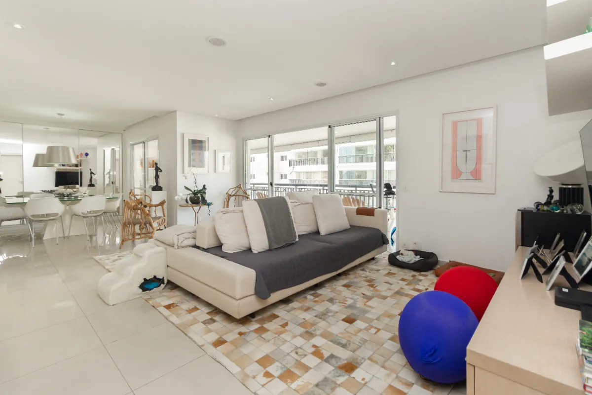 Apartamento para venda em Cidade Monções com 4 quartos, sendo 3 suítes, 178.3m²