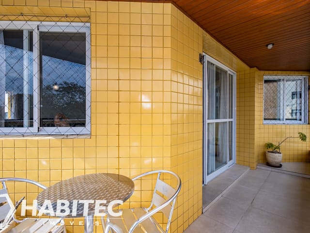 Apartamento 3 quartos e 4 banheiros, à venda, no bairro Água Verde em Curitiba