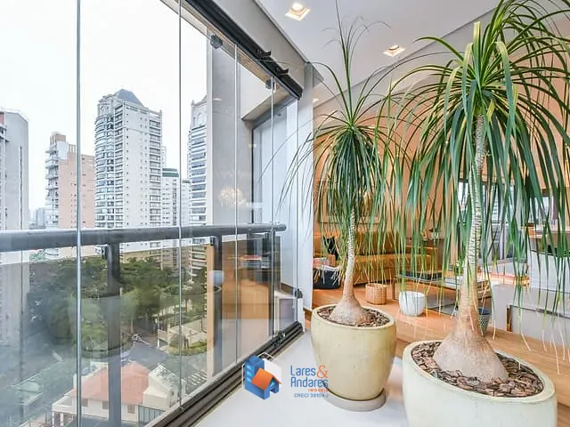 Apartamento com 244m² 3 quartos e 5 banheiros, à venda, no bairro Vila Nova Conceição em São Paulo