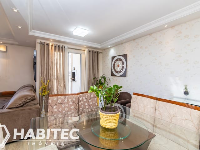 Apartamento 2 quartos e 2 banheiros, à venda, no bairro Guaíra em Curitiba