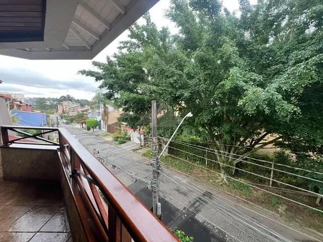Apartamento 4 quartos e 3 banheiros, à venda, no bairro Jardim Pedroso em Mauá
