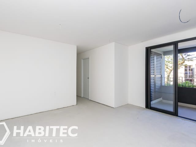Apartamento 3 quartos e 2 banheiros, à venda, no bairro Água Verde em Curitiba