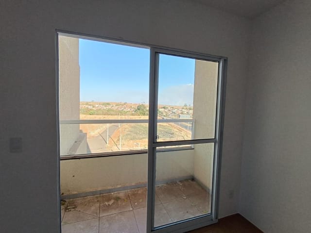 Foto do Apartamento - Apartamento com 2 dormitórios para alugar, 47 m² por R$ 1.247,00/mês - Conjunto Manoel Mendes - Uberaba/MG | ZUCATO IMOBILIARIA LTDA
