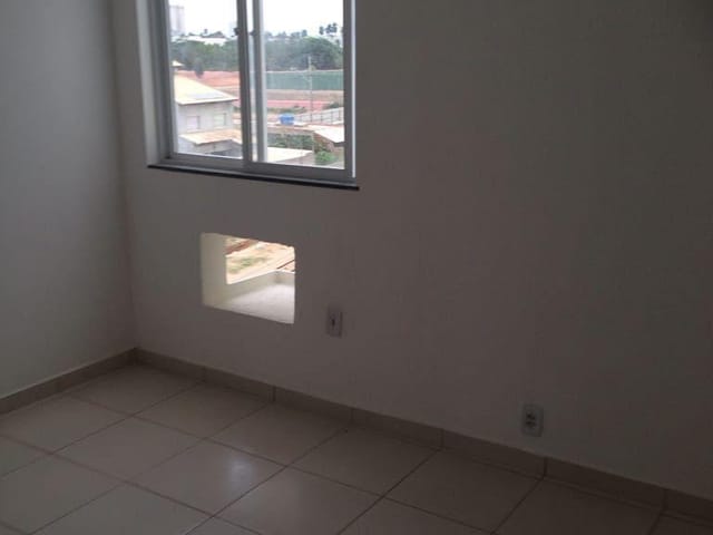 Apartamento 2 quartos e 1 banheiro, à venda, no bairro Parque Julião Nogueira em Campos dos Goytacazes