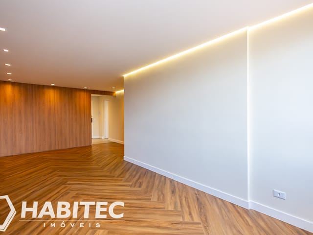Apartamento 2 quartos e 2 banheiros, à venda, no bairro Alto da Rua XV em Curitiba