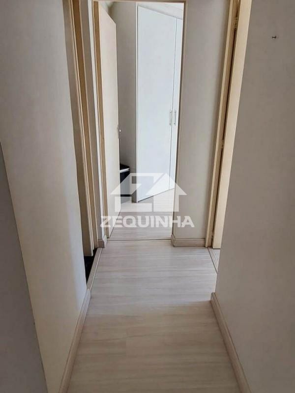 Apartamento para alugar com 2 quartos, 55m² - Foto 3