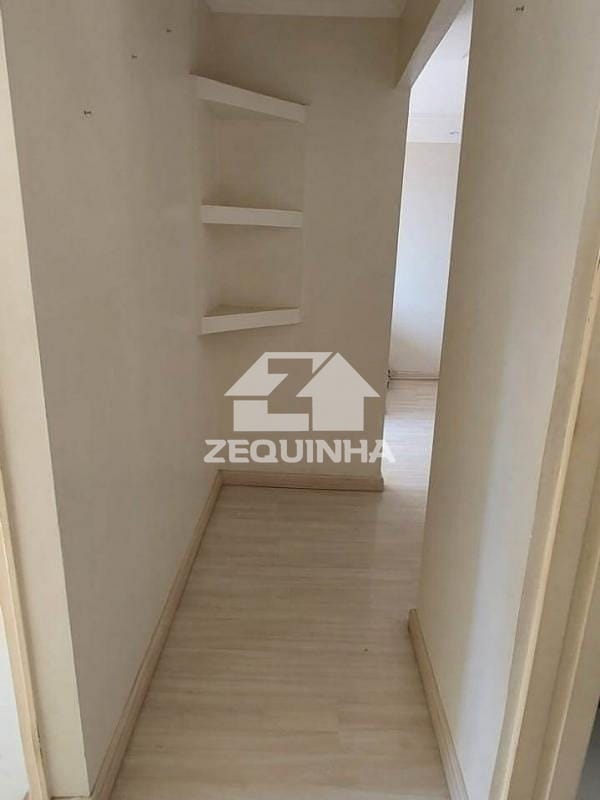 Apartamento para alugar com 2 quartos, 55m² - Foto 4