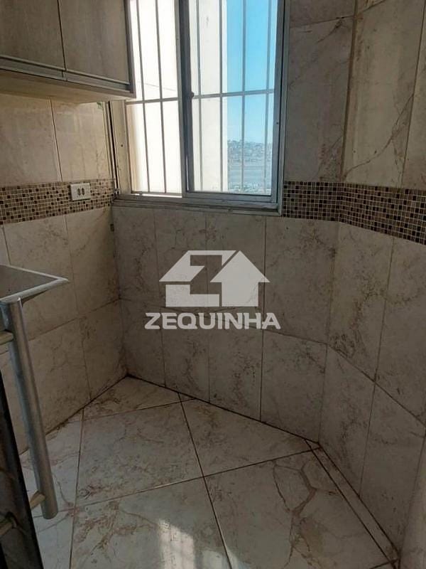 Apartamento para alugar com 2 quartos, 55m² - Foto 12