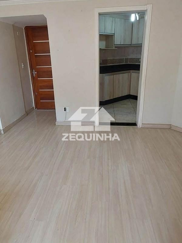 Apartamento para alugar com 2 quartos, 55m² - Foto 17