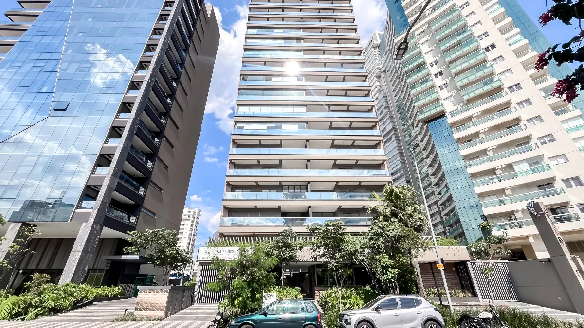 Apartamento para venda em Pinheiros com 3 quartos, sendo 3 suítes, 130m²