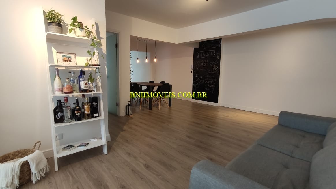 Apartamento à venda com 3 quartos, 115m² - Foto 4