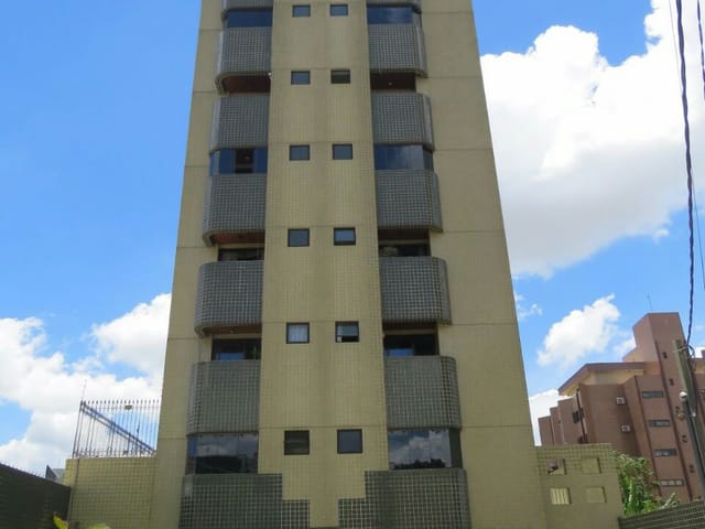 Apartamento com 166m², à venda, no bairro Centro em Ponta Grossa