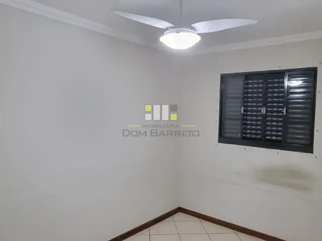 Apartamento 3 quartos e 1 banheiro, para alugar, no bairro Parque João de Vasconcelos em Sumaré