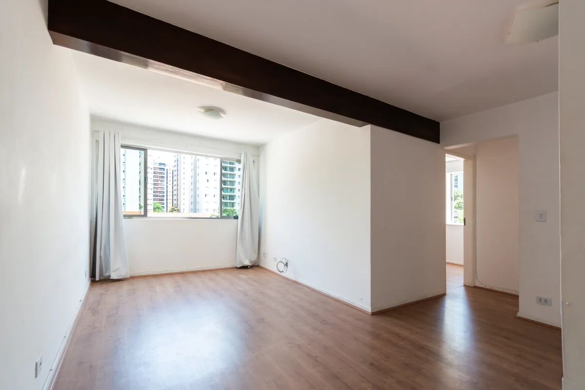 Apartamento para venda em Moema com 2 quartos, 82m²