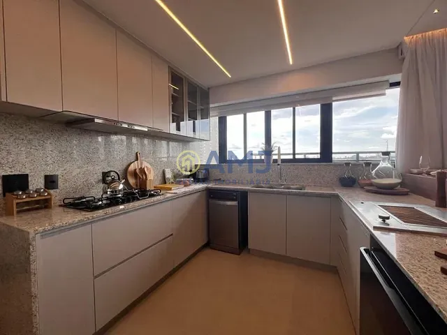 Apartamento 4 quartos e 4 banheiros, à venda, no bairro Setor Marista em Goiânia