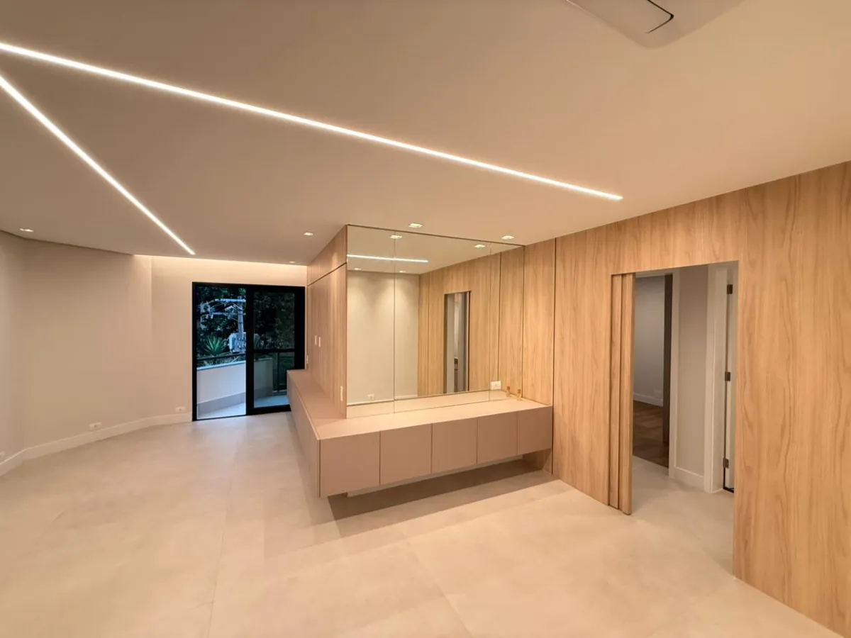 Apartamento para venda em Moema com 3 quartos, sendo 1 suíte, 98m²