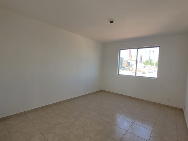 Apartamento com 147m² 3 quartos e 2 banheiros, à venda, no bairro Centro em Ponta Grossa