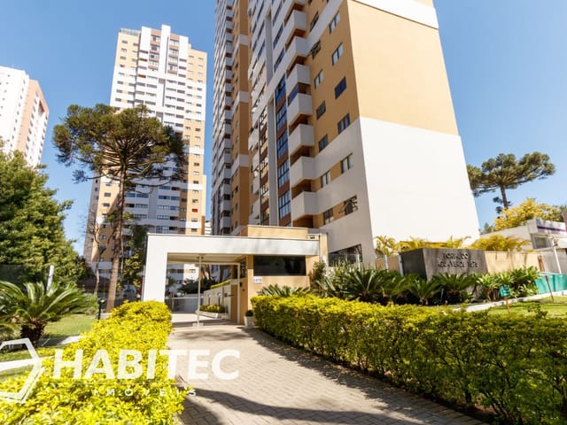 Apartamento 3 quartos e 2 banheiros, à venda, no bairro Água Verde em Curitiba