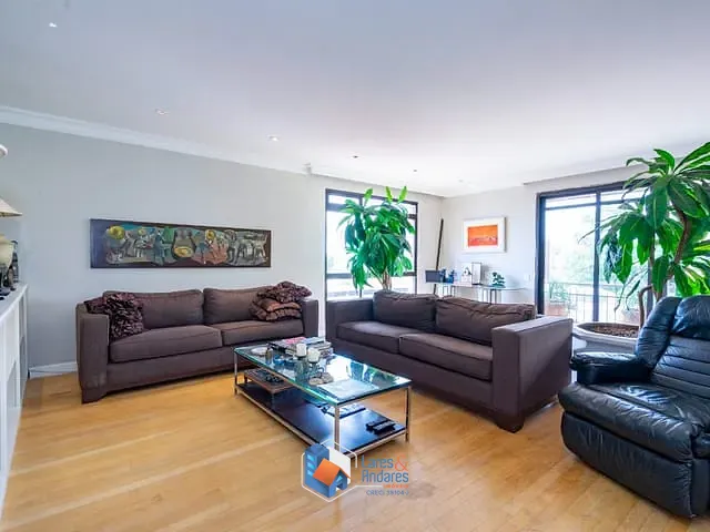 Apartamento com 260m² 4 quartos e 5 banheiros, à venda, no bairro Vila Progredior em São Paulo