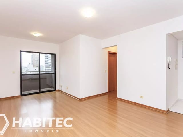 Apartamento 2 quartos e 1 banheiro, à venda, no bairro Alto da Glória em Curitiba
