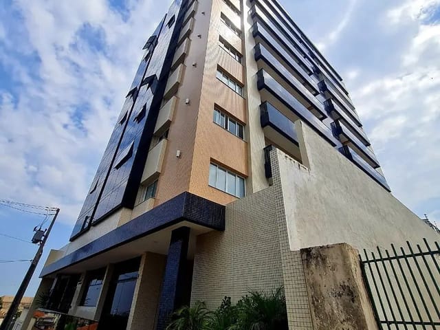 Apartamento com 178m² 3 quartos e 3 banheiros, à venda, no bairro Olarias em Ponta Grossa