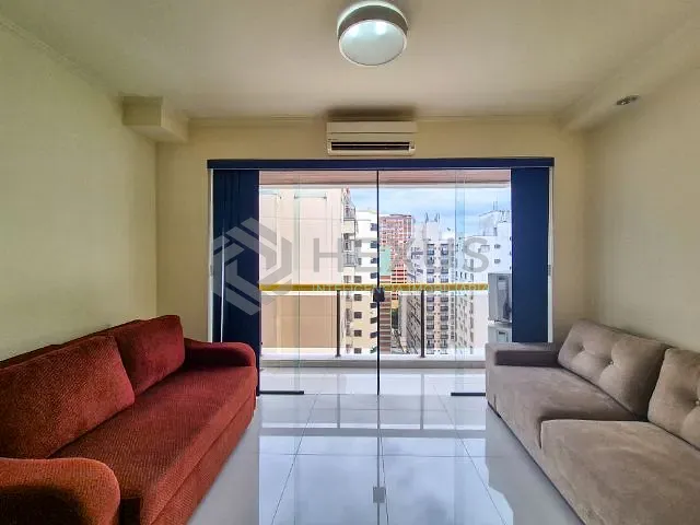 Apartamento 1 quarto e 1 banheiro, à venda, no bairro Pitangueiras em Guarujá
