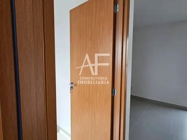 Apartamento 2 quartos e 1 banheiro, à venda, no bairro Vila Nova Aliança em Jacareí