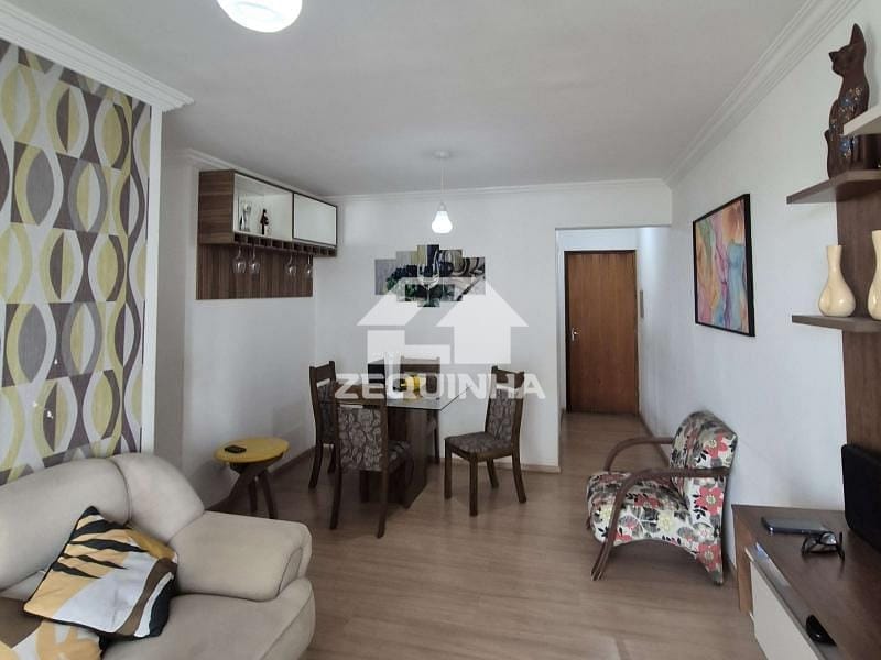 Apartamento à venda com 3 quartos, 70m² - Foto 2