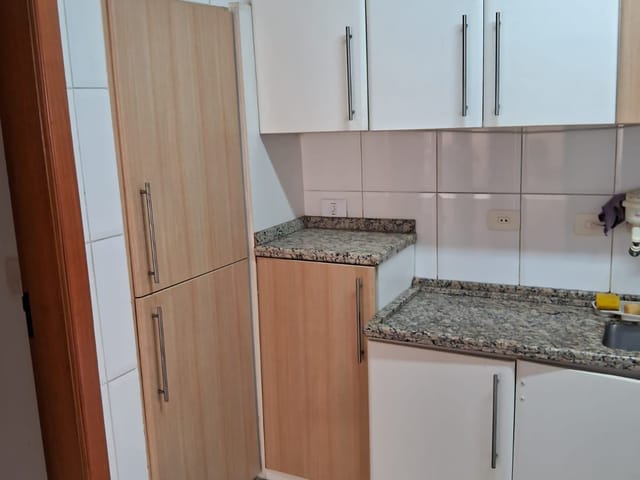 Apartamento 4 quartos e 1 banheiro, à venda ou para alugar, no bairro Consolação em São Paulo