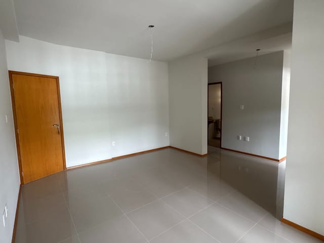 Apartamento 3 quartos e 2 banheiros, à venda, no bairro São Mateus em Juiz de Fora
