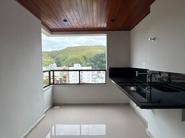 Apartamento 3 quartos e 2 banheiros, à venda, no bairro São Mateus em Juiz de Fora
