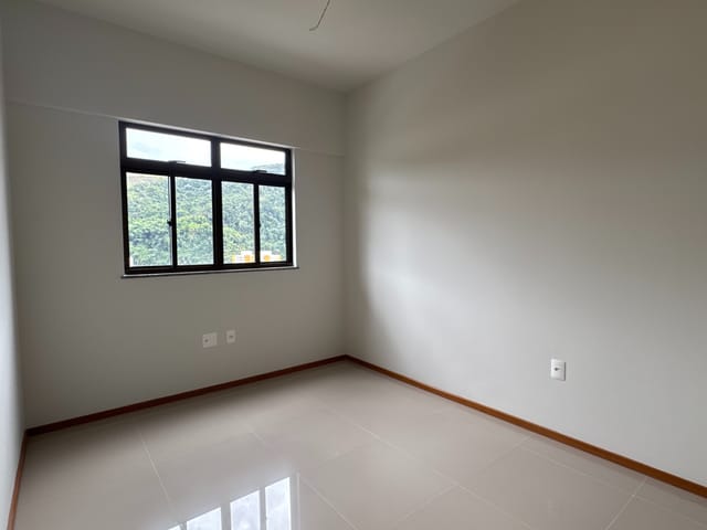 Apartamento 2 quartos e 2 banheiros, à venda, no bairro São Mateus em Juiz de Fora