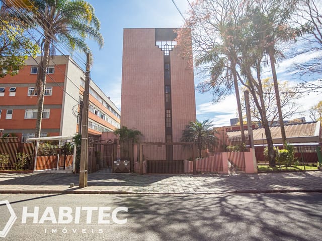 Apartamento 2 quartos e 1 banheiro, à venda, no bairro Centro Cívico em Curitiba