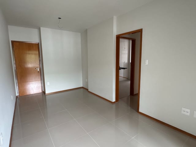 Apartamento 2 quartos e 1 banheiro, à venda, no bairro São Mateus em Juiz de Fora