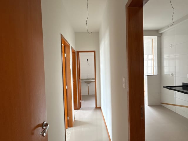 Apartamento 2 quartos e 1 banheiro, à venda, no bairro São Mateus em Juiz de Fora