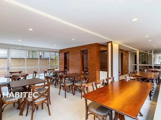 Apartamento 3 quartos e 3 banheiros, à venda, no bairro Batel em Curitiba